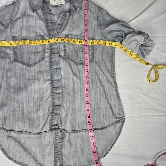 Cloth & Stone Anthro Size S Shirt Gray Chambray Tencell Split Back Roll Tab - Picture 5 of 7